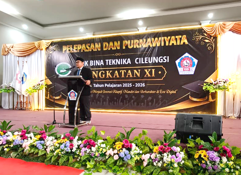 Menghadiri Undangan Pelepasan dan Purnawiyata  SMK Bina Teknika Cileungsi di Gedung Damar Permata